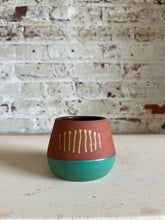 Load image into Gallery viewer, Albuquerque Planter, Teal and Squash